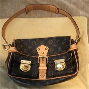Louis Vuitton Hudson shoulder bag